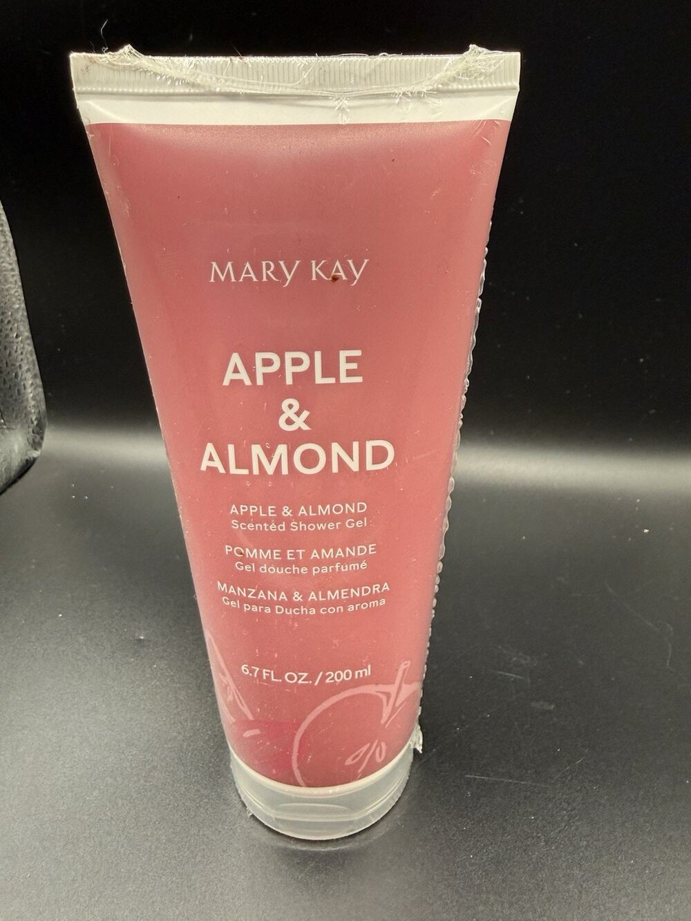 New & Sealed Mary Kay Apple & Almond Scented Shower Gel Full Size 6.7 fl oz